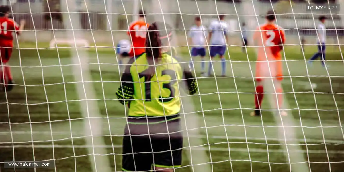 💬边看边聊，弹幕狂欢点燃观赛热情！🎉